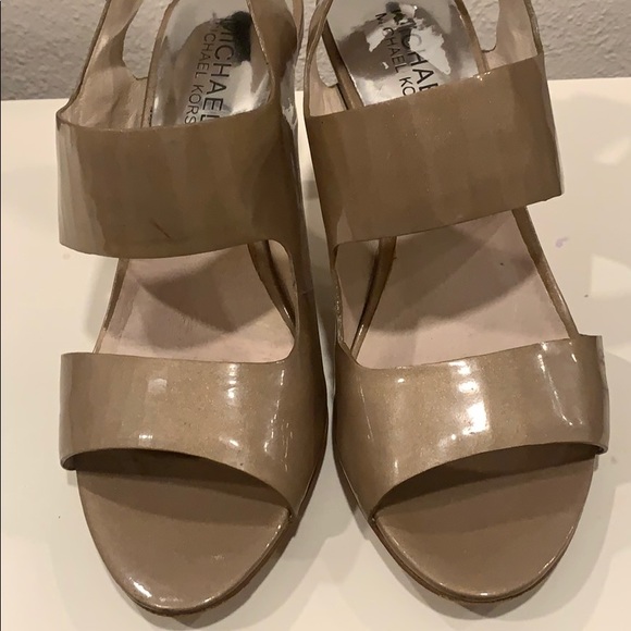 Heels - Picture 2 of 6